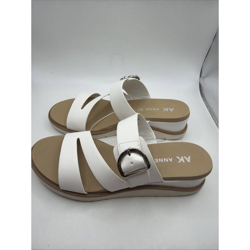 Anne Klein Women's Sandals White Adjustable Strap Buckle.  Lightweight‎ Size 6.5